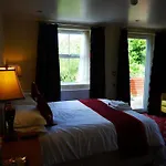 Old Posting House