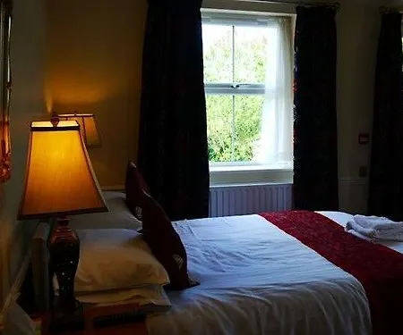 אורחן Old Posting House 4*