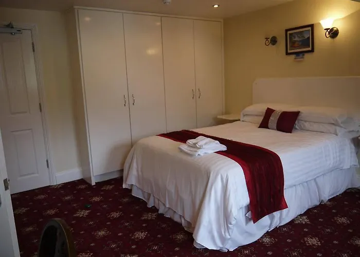 Old Posting House Inn 4*